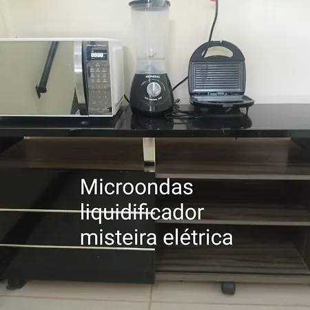 Flat De 2 Quartos Com Ar Na Area Central De Gv Com Conzinha Completa-Garagem-Wifi-Bom P Grupos Ou Familias Ou Empresas Governador Valadares Exterior photo